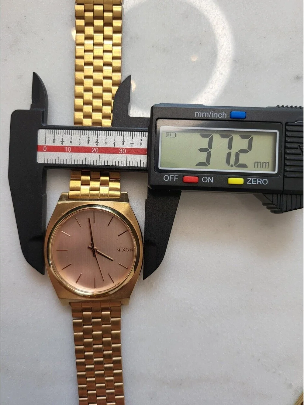 Nixon Minimal Time Teller Gold W Rose Gold, 37mm Mens Watch 100M EUC